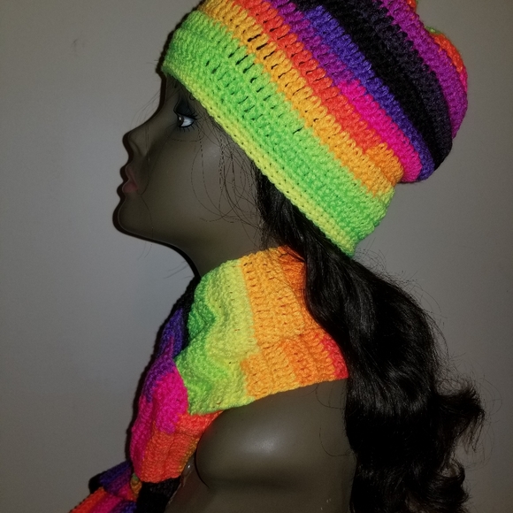 Hat and scarf set - Picture 7 of 15